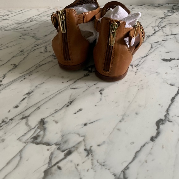 Vince Camuto Tan Sandals 8M - Picture 6 of 11